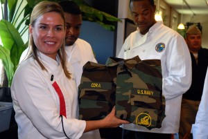 800px-cat_cora_with_navy