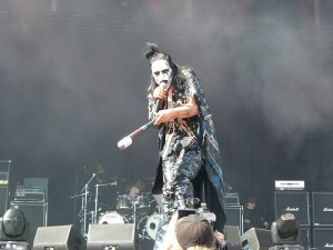 800px-2008-06-28_-_bang_your_head_-_heavy_metal_festival_-_germany_-_balingen_-_lizzy_borden_6
