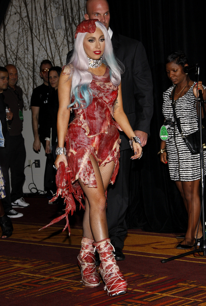 Lady Gaga Meat Costume. Lady Gaga and her meat outfit