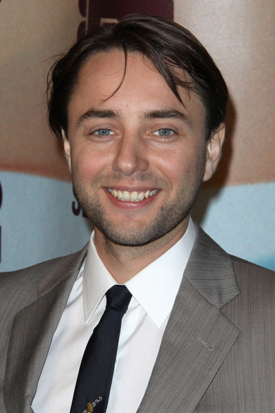 Vegetarian StarVincent Kartheiser Calculates His Carbon Footprint